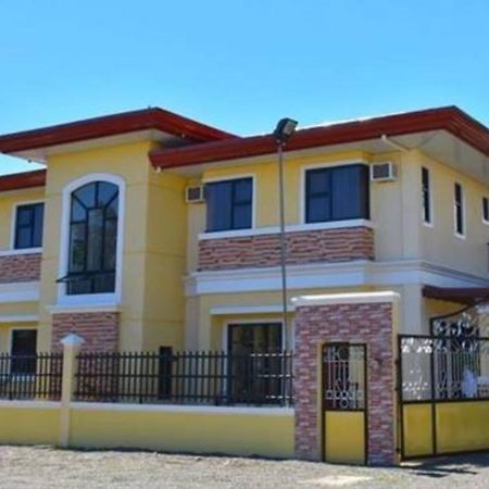 Maruyog'S Ridge Convention Center Hotel Quezon City Exterior foto