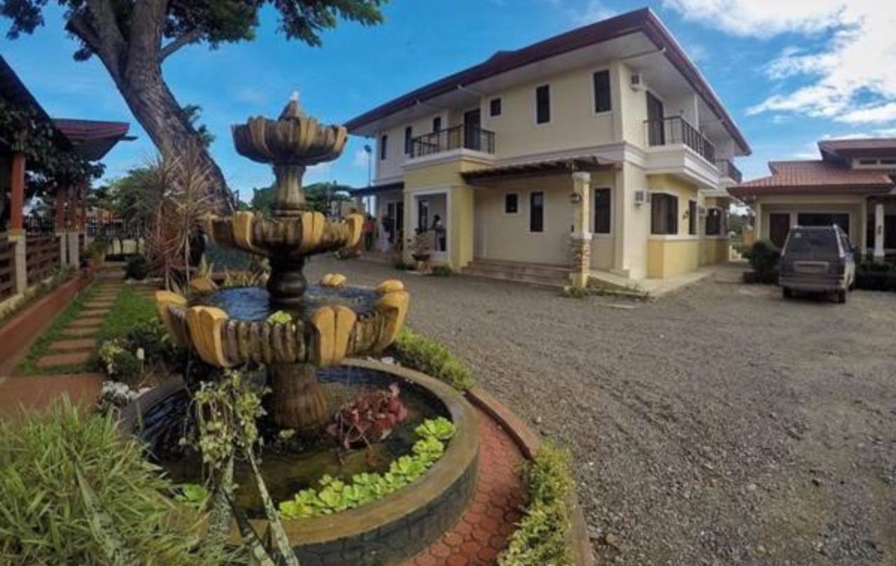 Maruyog'S Ridge Convention Center Hotel Quezon City Exterior foto